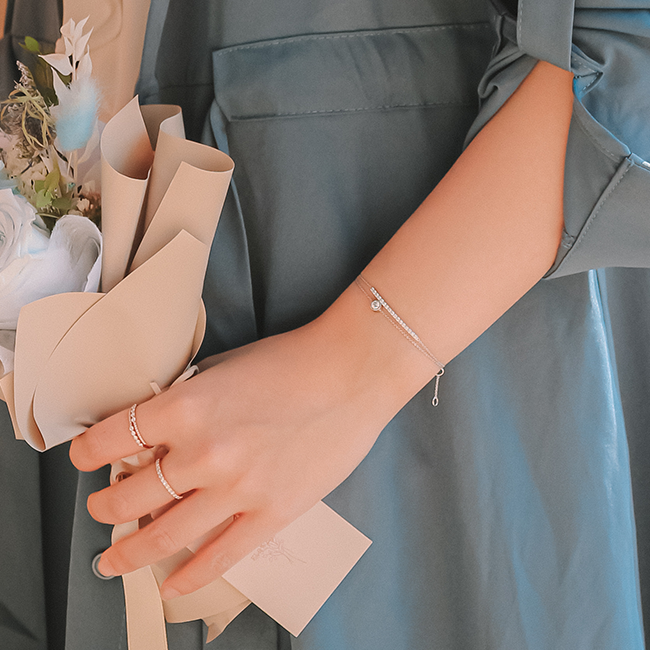 Bezel diamond bracelet